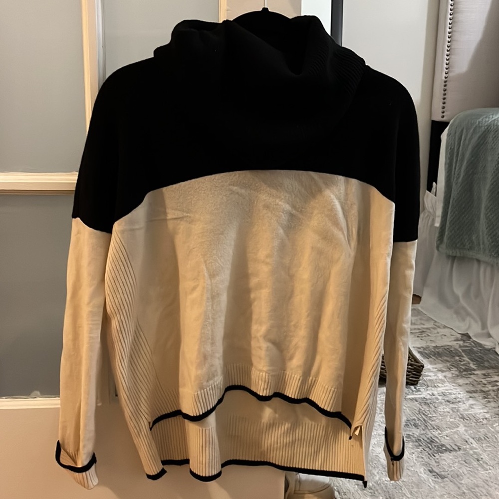 Light-weight fall Alice + Olivia Sweater